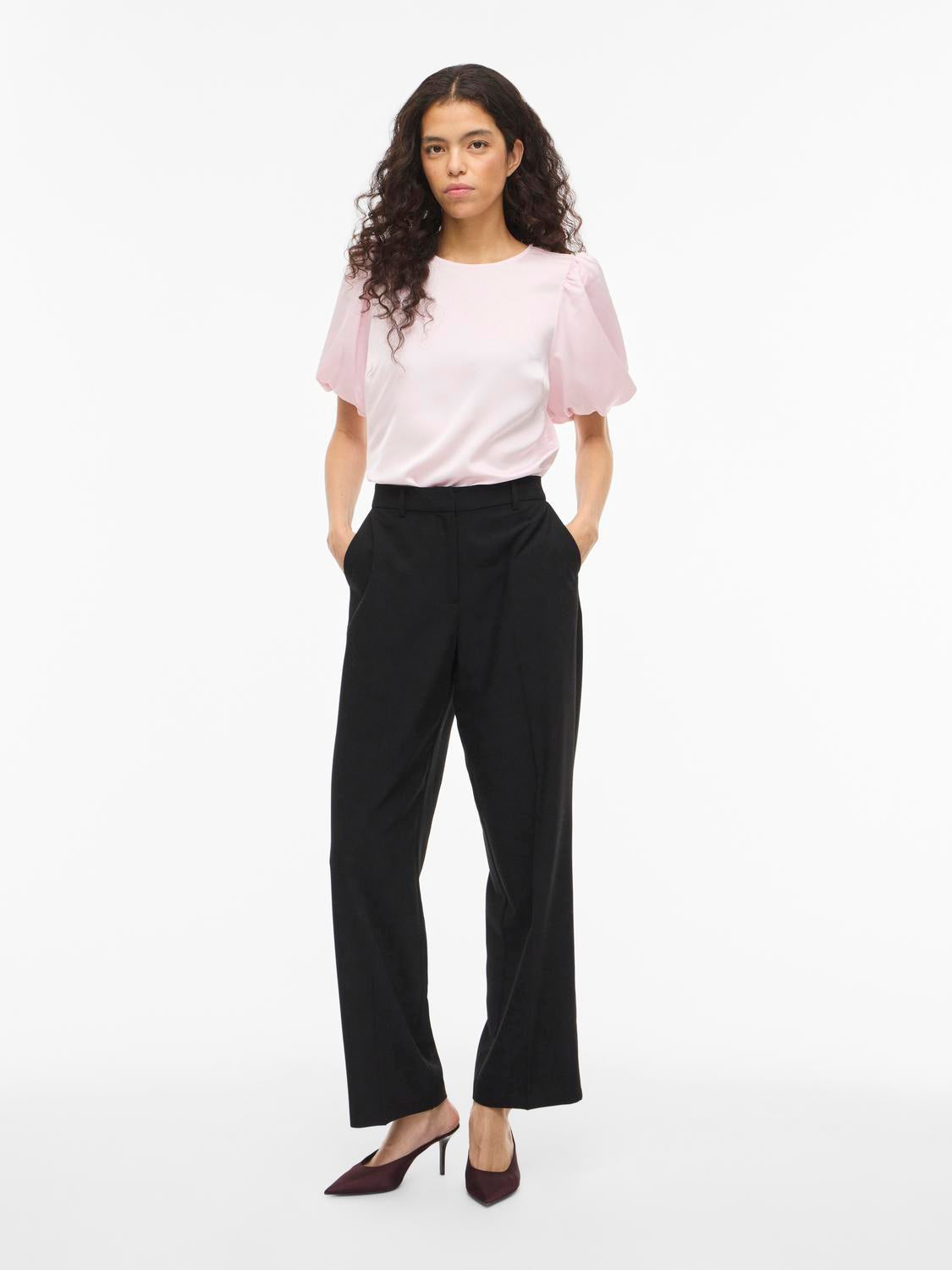 model_shot-front_full